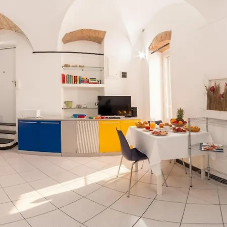 Oneglia Appartement *
